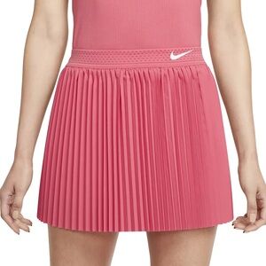 Nike Dri-FIT Advantage Pleated Tennis Skort